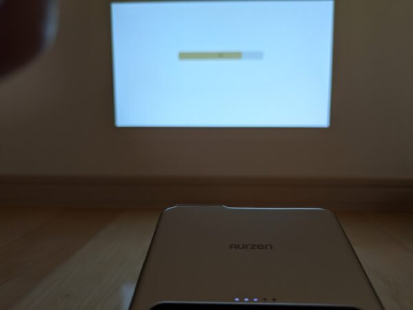 Aurzen ZIPポータブルミニプロジェクターの口コミ・評判は？