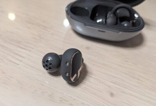 イヤホン本体の構造